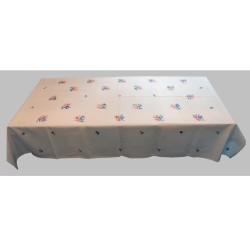 tablecloth-flowers-colors-lagartera-toledo_table