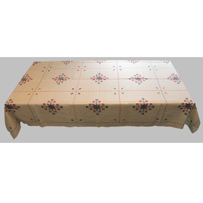 tablecloth-crests-colors-lagartera-toledo_table