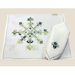 Embroidered Placemat-crests-light green-lagartera-toledo_napkin