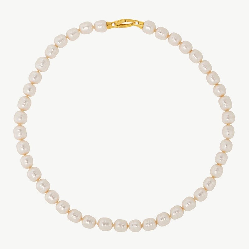 Agora Pearl Necklace – 18k gold-plated silver – baroque white 8 mm pearl, 45 cm length (Majorica)