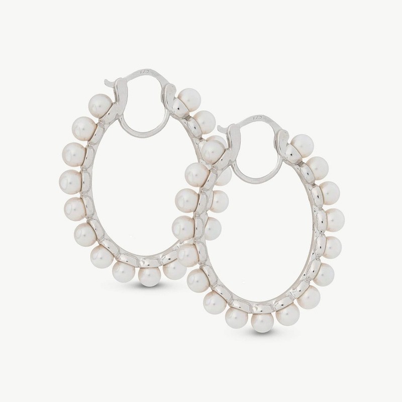 Ada Pearl Earrings – rhodium-plated silver – round white 4 mm pearl / Hoop (Majorica)