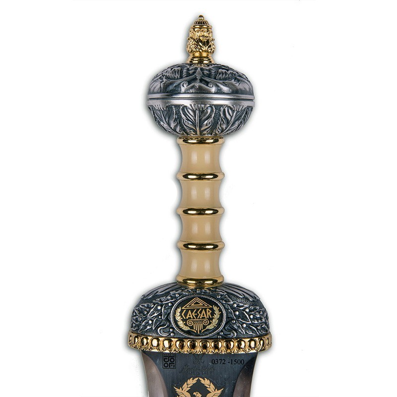 Julius Caesar Sword – Limited Edition, gold and silver (stainless steel) Marto Toledo - hilt detail
